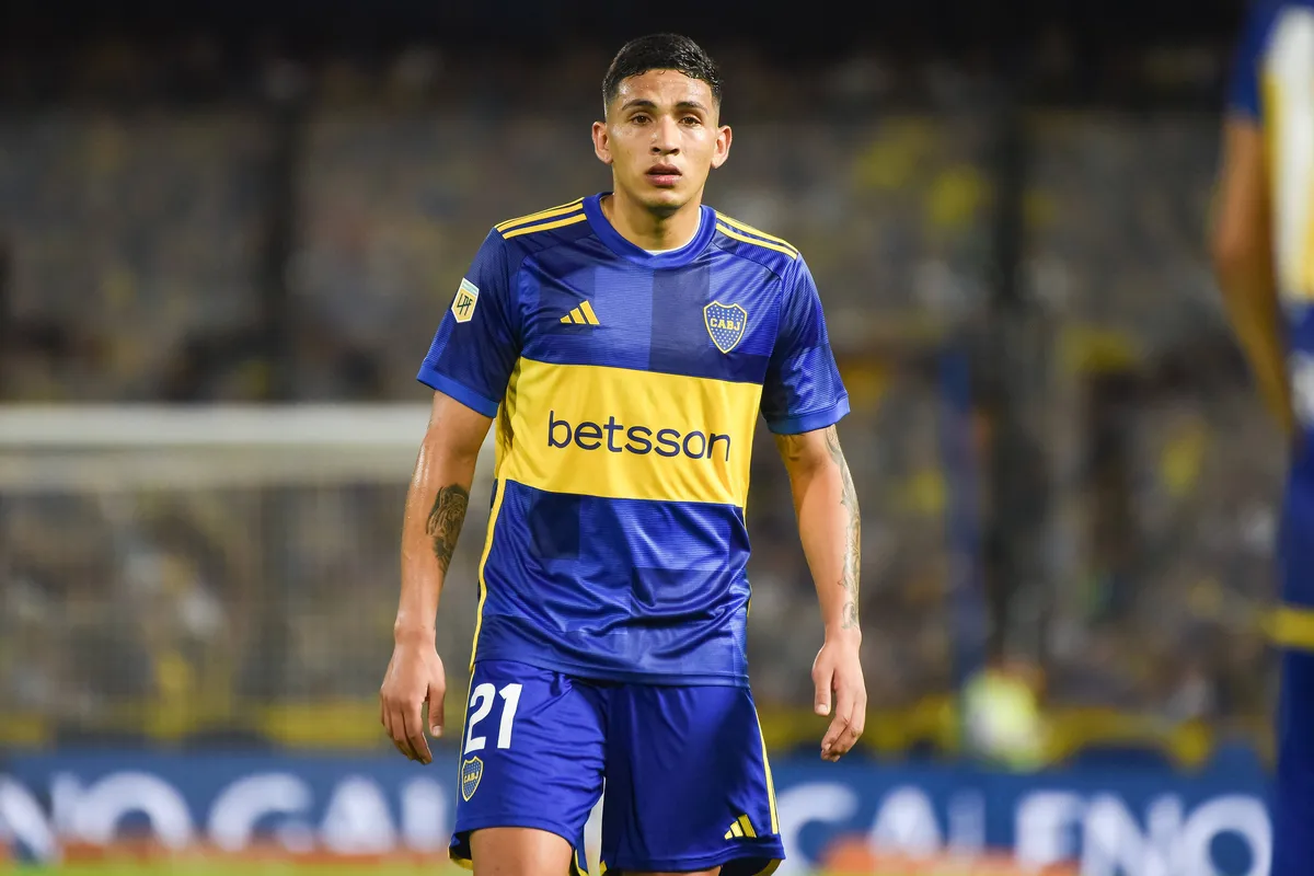 ARG: CA Boca Juniors v Union Santa Fe. Liga Argentina match. Date 9 Ezequiel Fernandez of C.A. Boca Juniors during the L