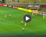 Video: el insólito blooper de García Basso que terminó en gol en contra de Racing