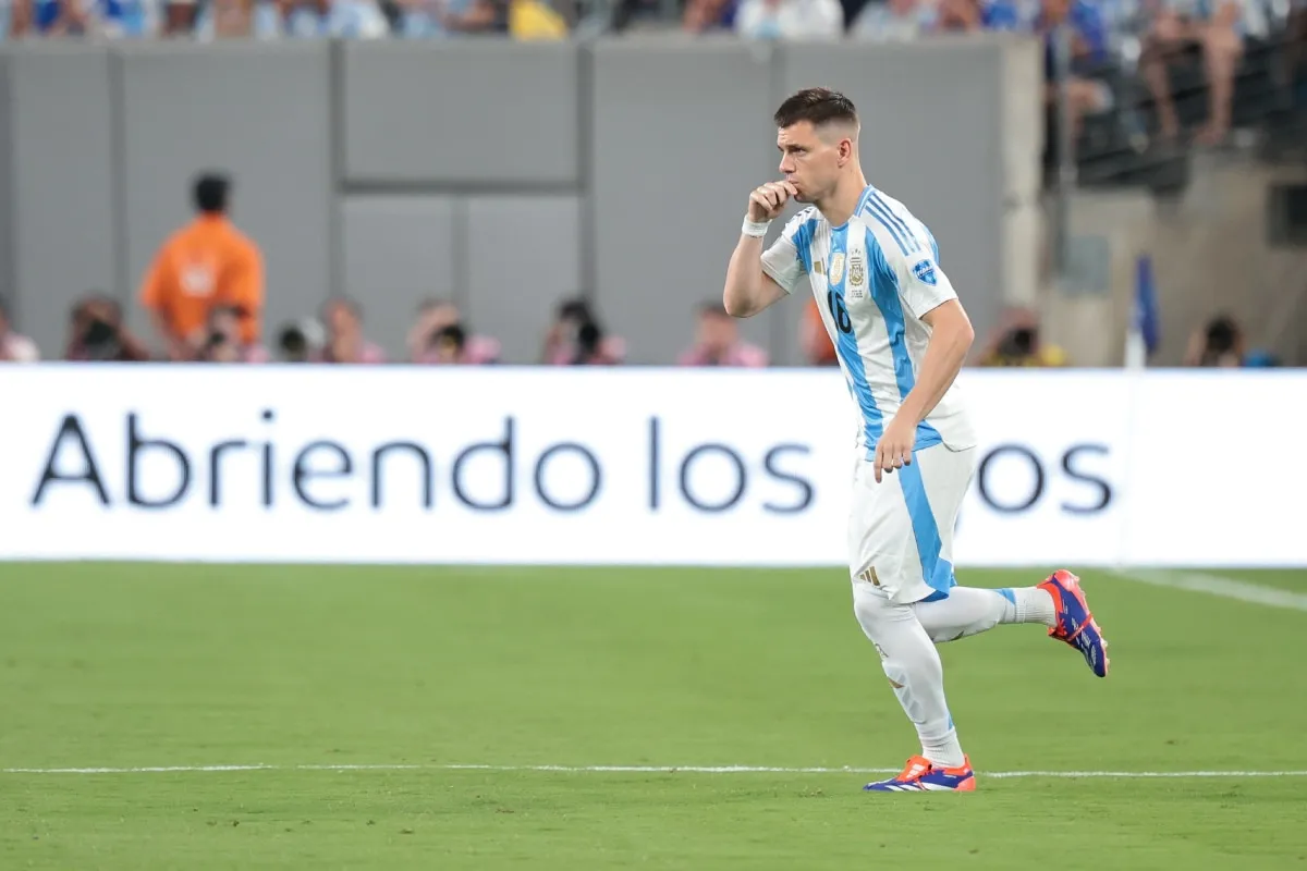 Giovani Lo Celso con la camiseta de la Selección Argentina