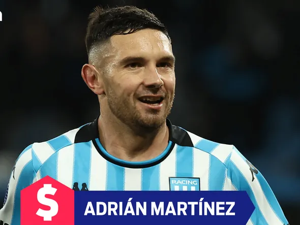 ¿Cuánto dinero gana Adrián Martínez en Racing? Sueldo actualizado de Maravilla en 2025