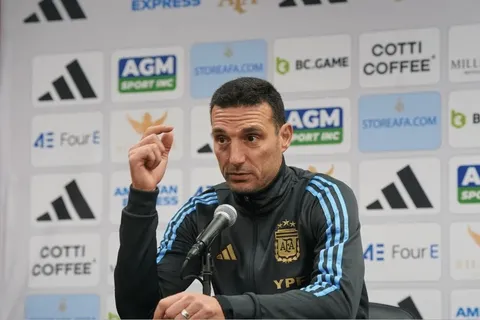 Scaloni avisó a los jugadores de la Selección Argentina: “El resto, pico y pala”