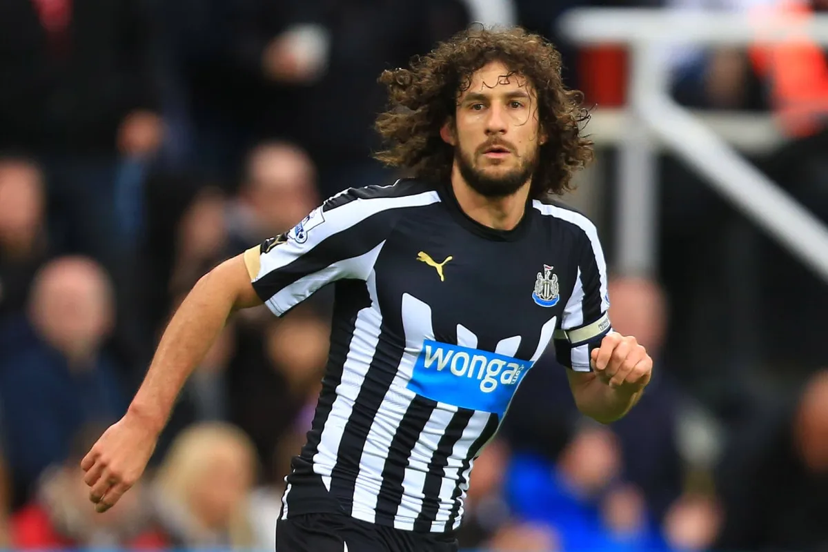 Fabricio Coloccini, ex Parque, jugando en la Premier League