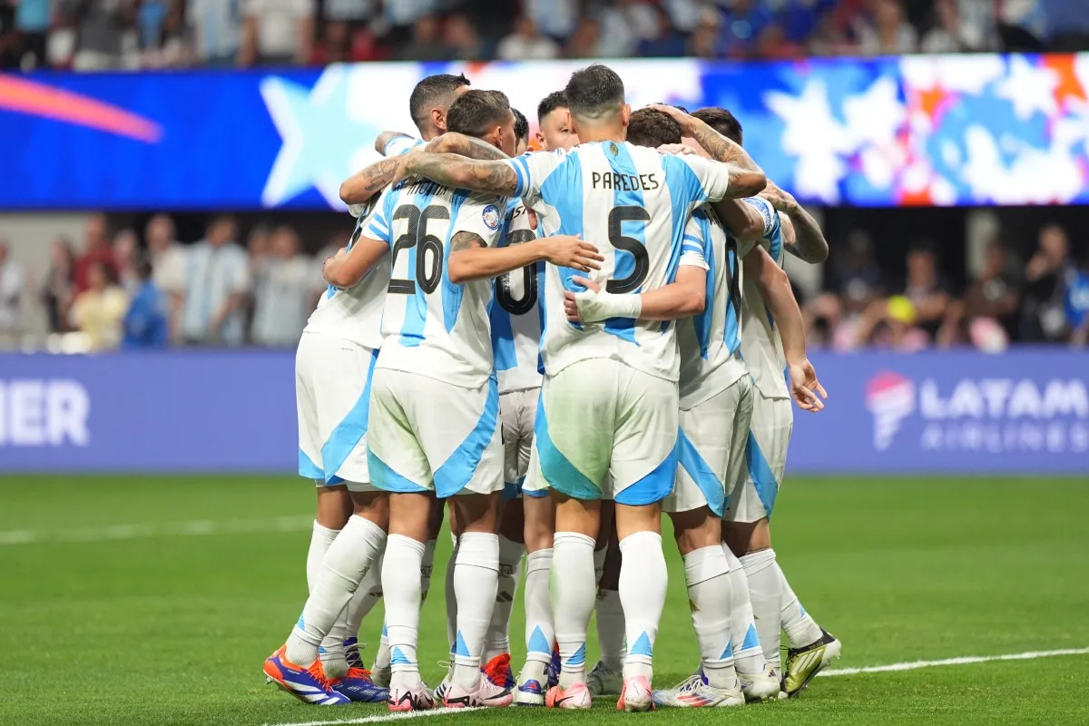 La Selección Argentina se mide frente a Chile