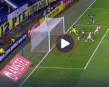 Video: El insólito gol que se perdió Cavani casi sobre la línea en Boca vs Nacional Potosí