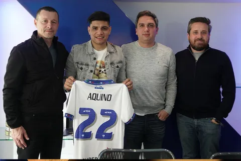 Vélez tendría decidido renovar el contrato de Claudio Aquino: sus números en el “Fortín”