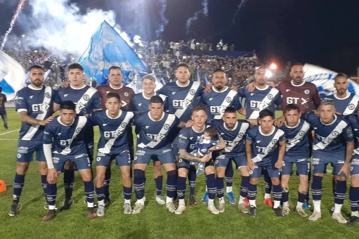 San Martín de Burzaco, el peligroso rival de Racing en Copa Argentina
