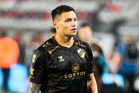 Inesperado: a los 37 años, Mauro Zárate acordó de palabra con un equipo de la Liga Profesional