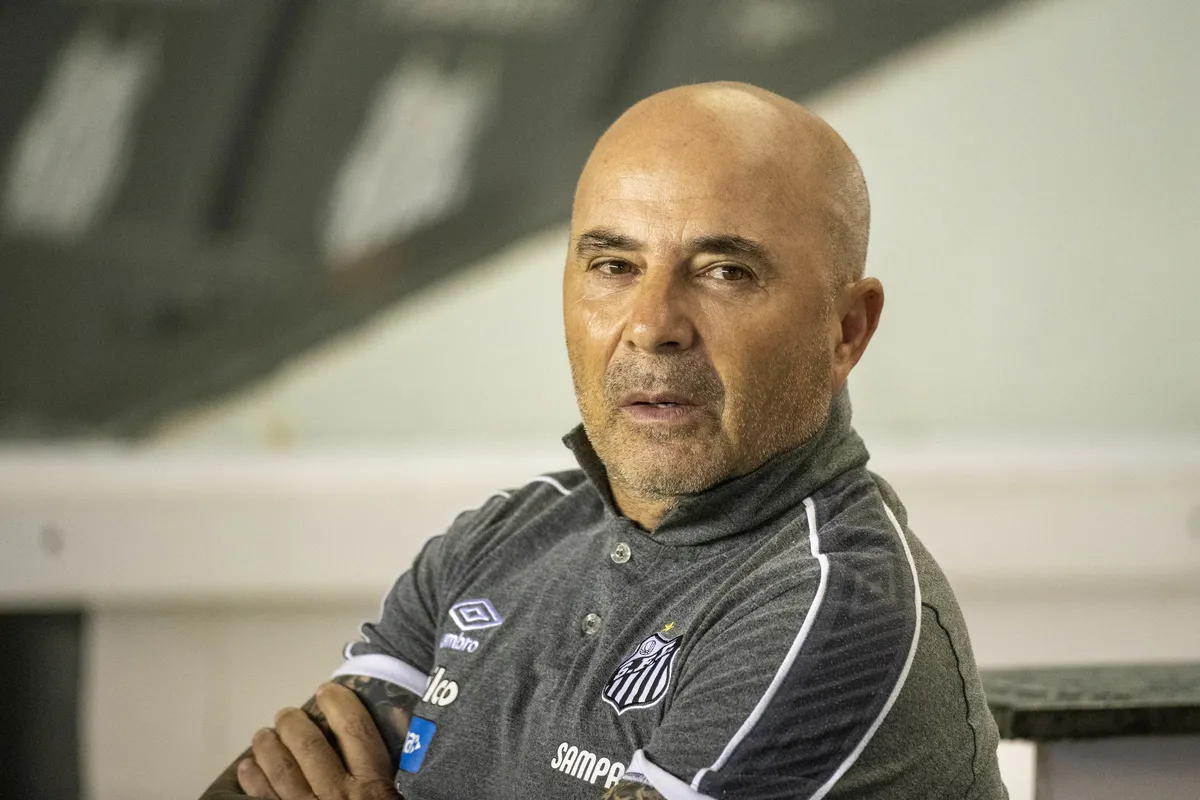 Santos x Cruzeiro SANTOS, SP – 23.11.2019: SANTOS X CRUZEIRO – Santos coach Jorge Sampaoli before Santos-Cruzeiro match