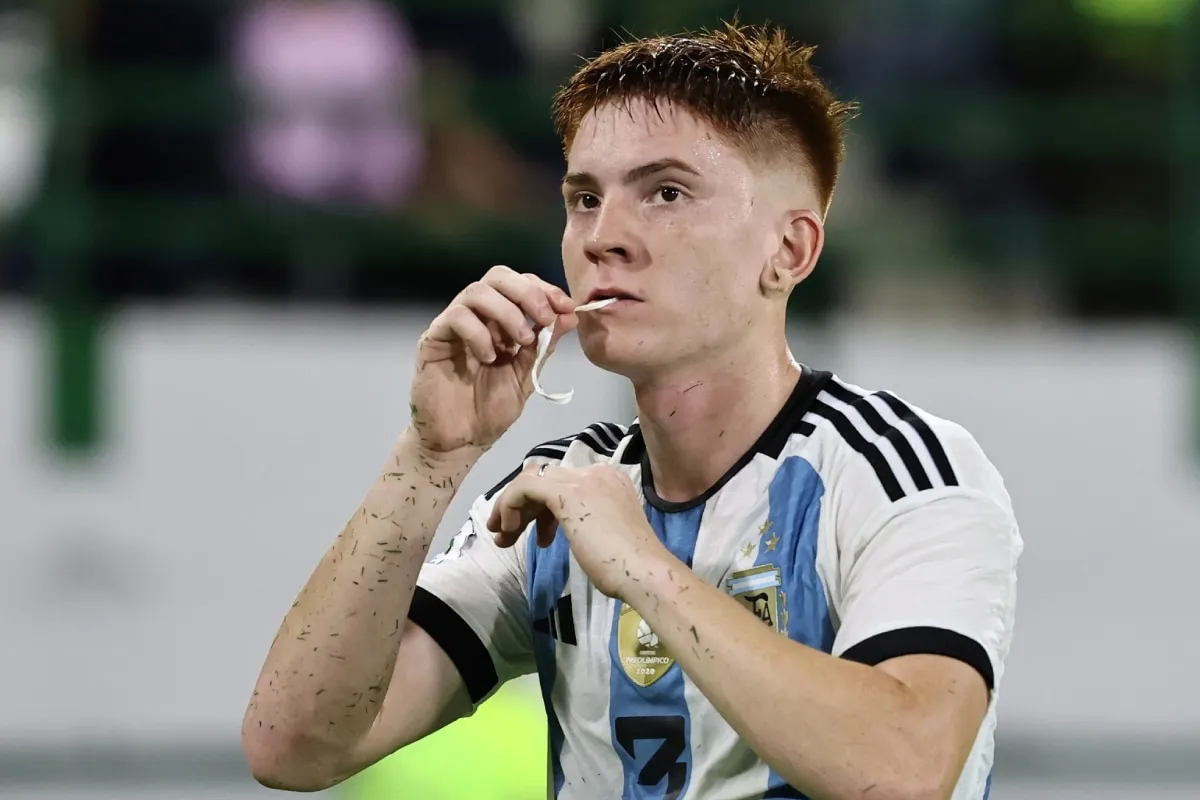 Valentín Barco con la camiseta de la Selección Argentina