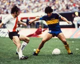 El pase de Maradona a Boca: de la oferta de River al “vale 10 palos verdes”
