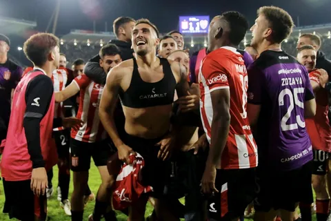 El logro que busca Estudiantes en la final ante Vélez que lo acercaría a los más grandes del fútbol argentino