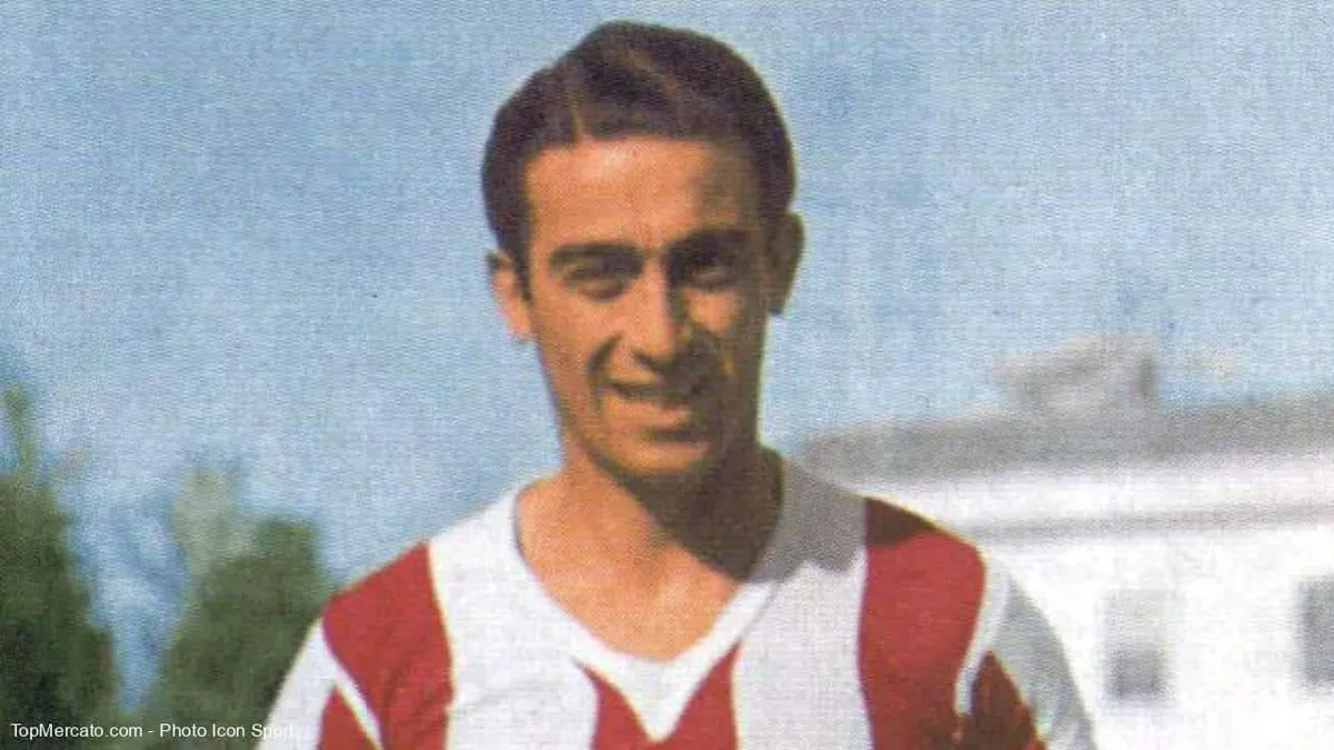 Manuel Pelegrina con los colores de Estudiantes de La Plata