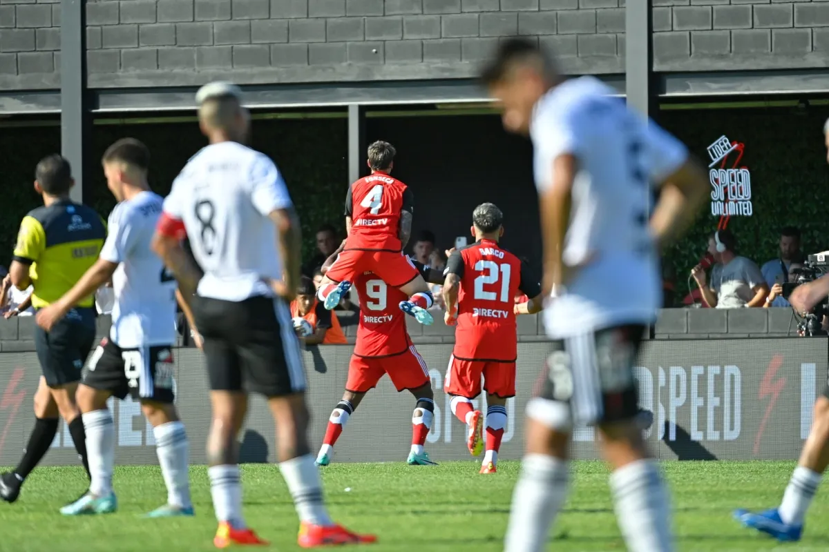 River derrotó a Riestra en el único enfrentamiento