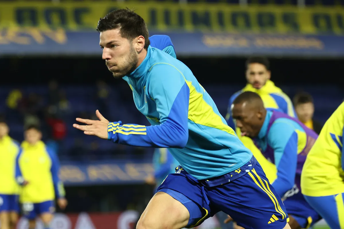 Boca Juniors midfielder Agustin Martegani warms up before the Argentine Professional Football League Tournament 2024 Ces