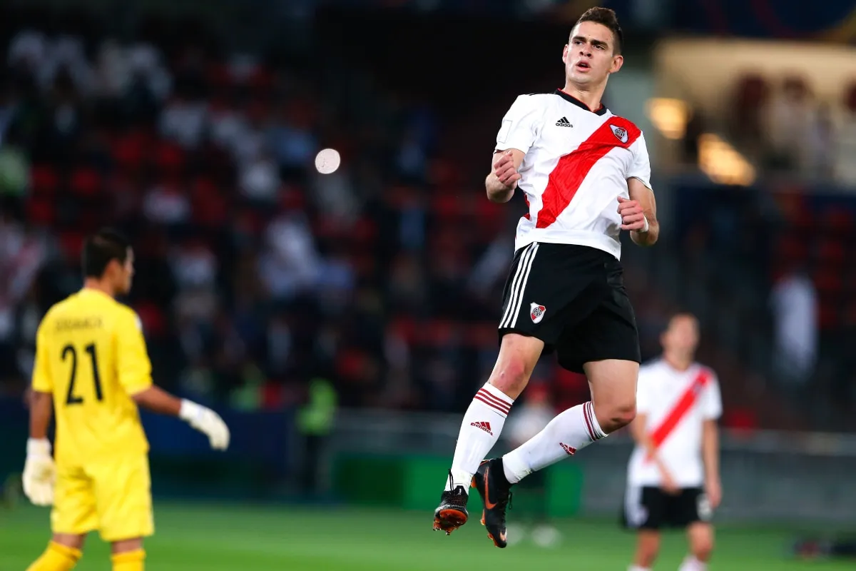 Rafael Santos Borré, ex River, en Inter
