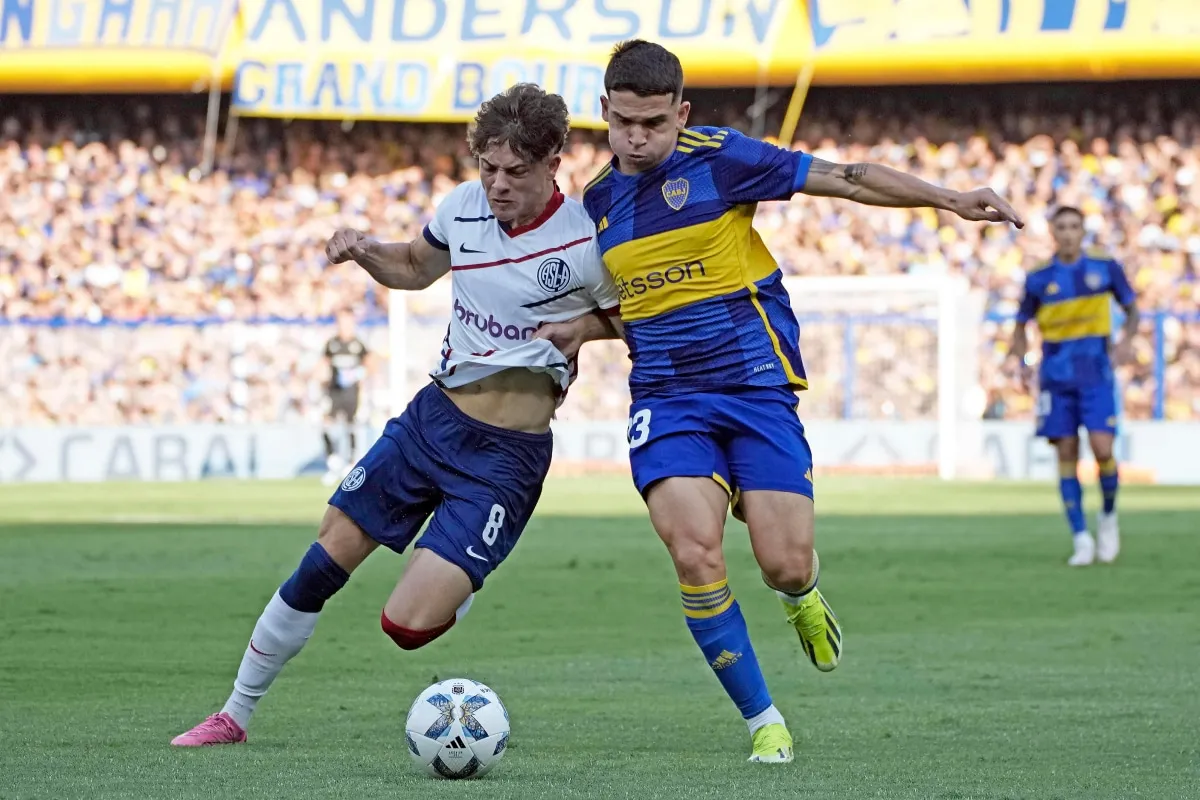Lautaro Blanco jugando en Boca vs San Lorenzo