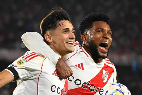 Refuerzos River: el delantero del fútbol chileno que podría sumarse al ataque del Millonario