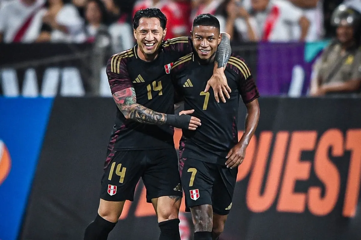 La Selección de Perú dirigida por Jorge Fossati