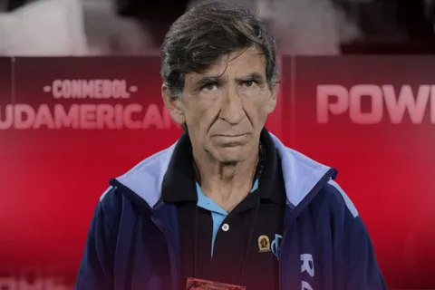 Racing, atento: un club europeo quiere llevarse a una pieza clave de Gustavo Costas