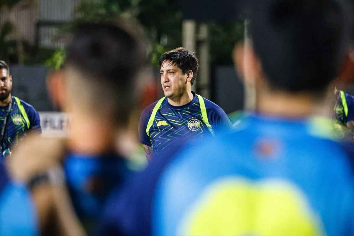 José Arrúa, DT de Sportivo Trinidense 