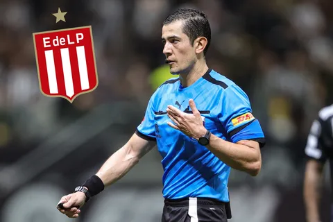 “Nos canchereaba”: La fuerte denuncia de Estudiantes al árbitro Andrés Rojas tras la eliminación en Copa Libertadores