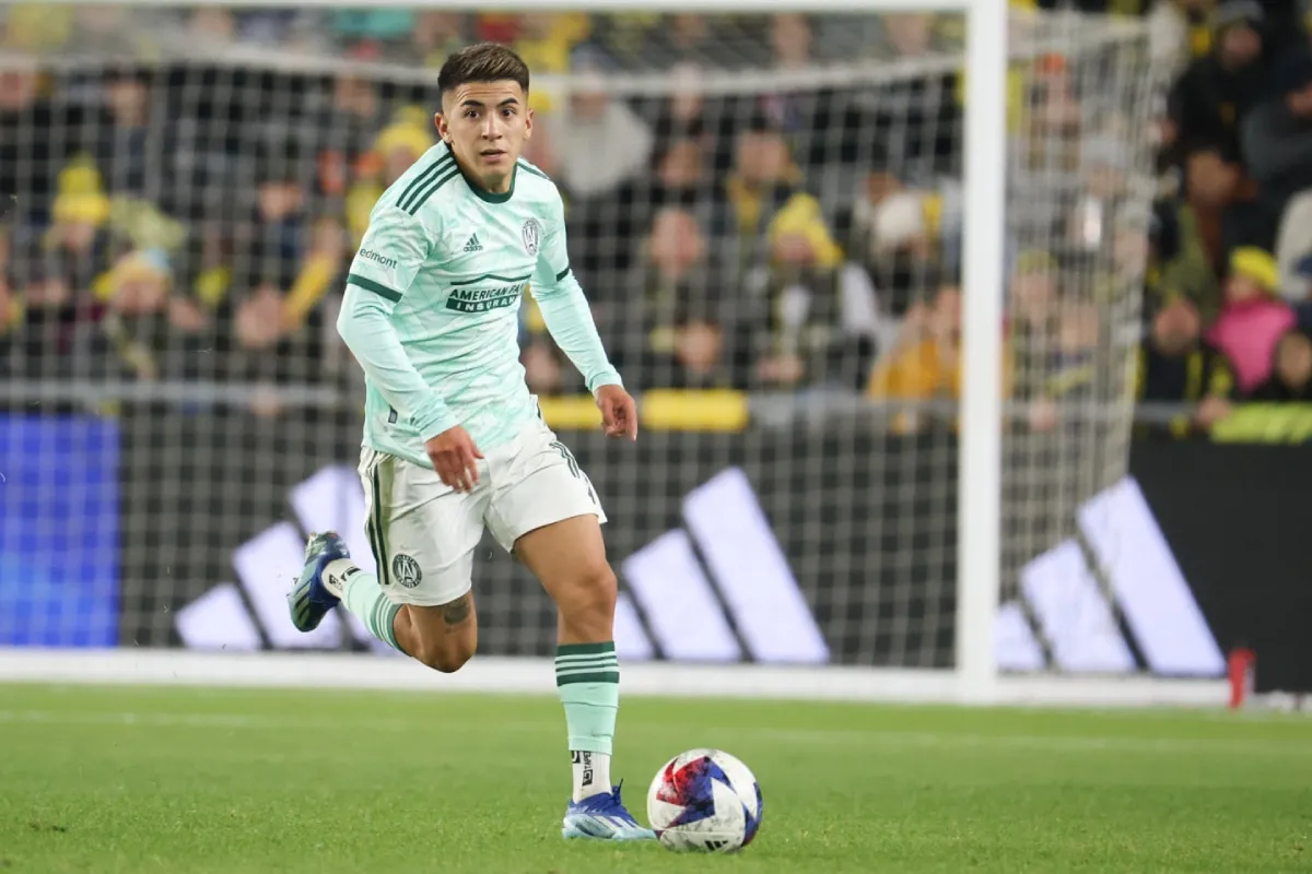 Thiago Almada, en la mira de Botafogo