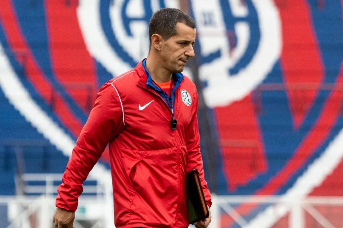 Leandro Romagnoli, con fuerzas para seguir en San Lorenzo