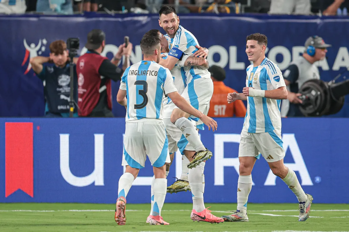 Soccer: Copa America-Semifinal-Argentina vs Canada