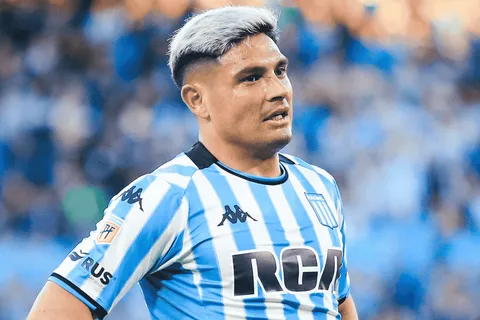 Refuerzos Racing: la fortuna que pagó la Academia para comprar el pase de Maxi Salas