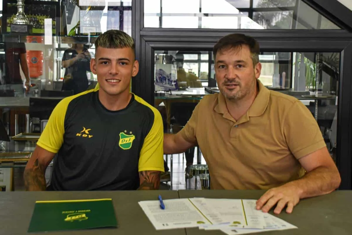 Elián Sosa rescindió contrato con Defensa y Justicia