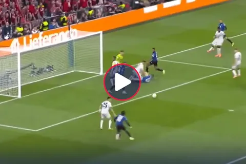 Video: El error defensivo de Exequiel Palacios que puso en ventaja a Atalanta