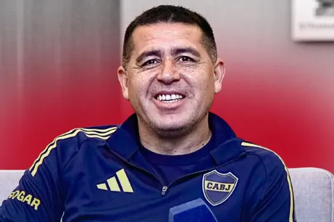 Boca ante los sondeos del mercado de pases: Riquelme trae calma en medio de ofertas e interés del exterior