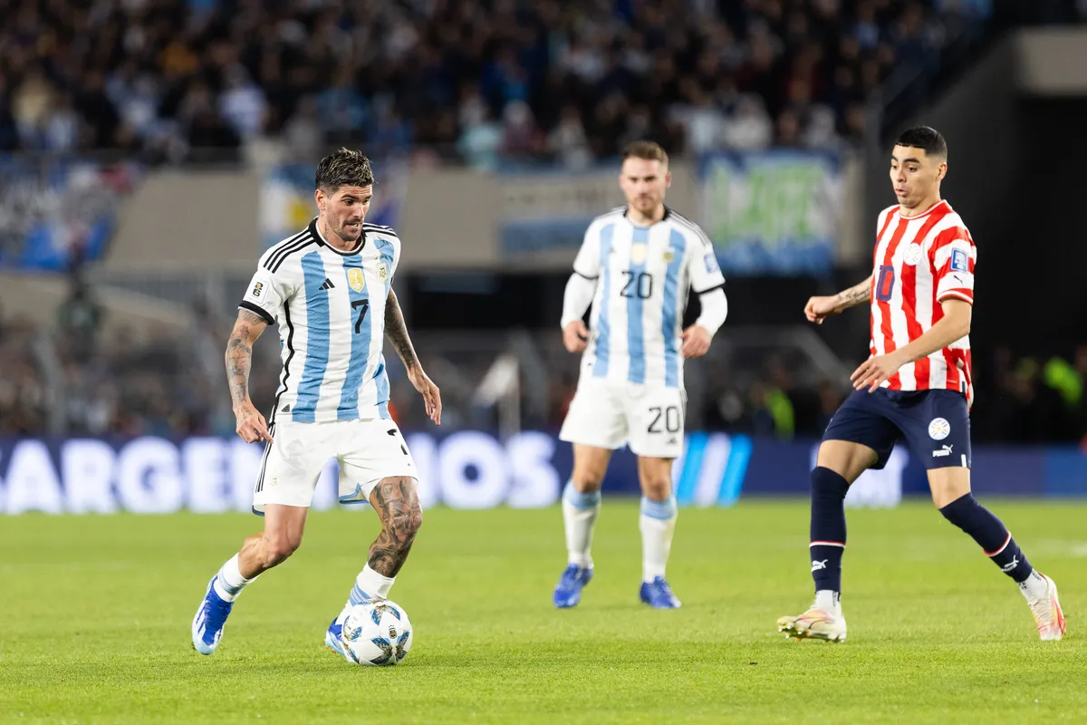Argentina v Paraguay – FIFA World Cup, WM, Weltmeisterschaft, Fussball 2026 Qualifier Argentina s Rodrigo De Paul in act