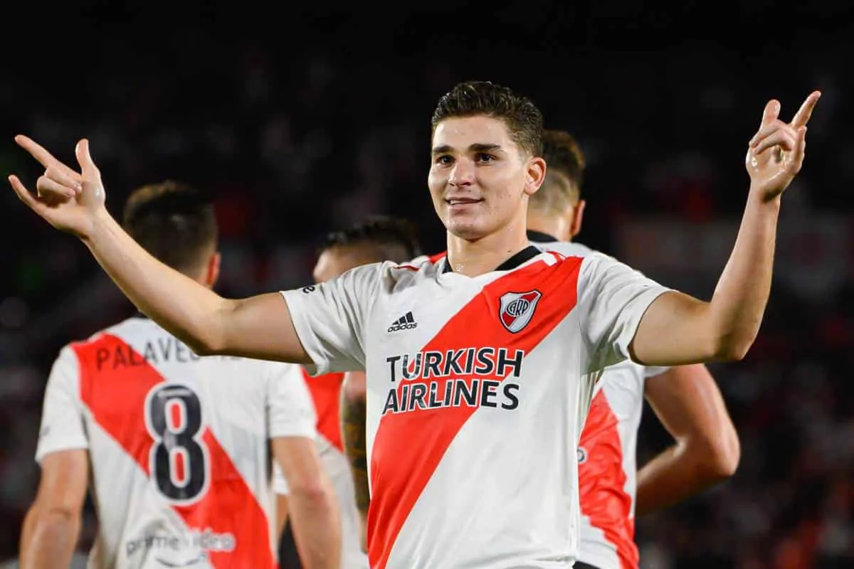 Julián Álvarez le dejará más dinero a River
