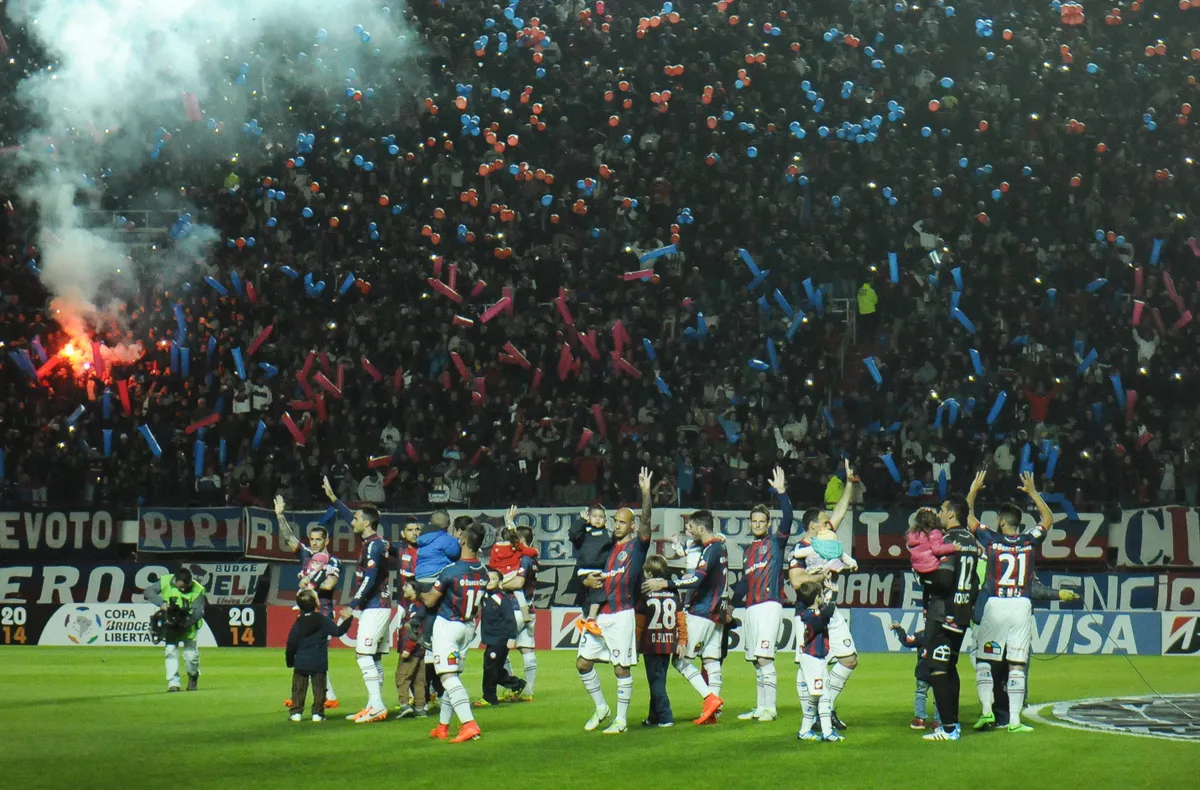 Schlussjubel  San Lorenzo). CA San Lorenzo vs Bolivar La Paz. Copa Libertadores 2014. Estadio Nuevo