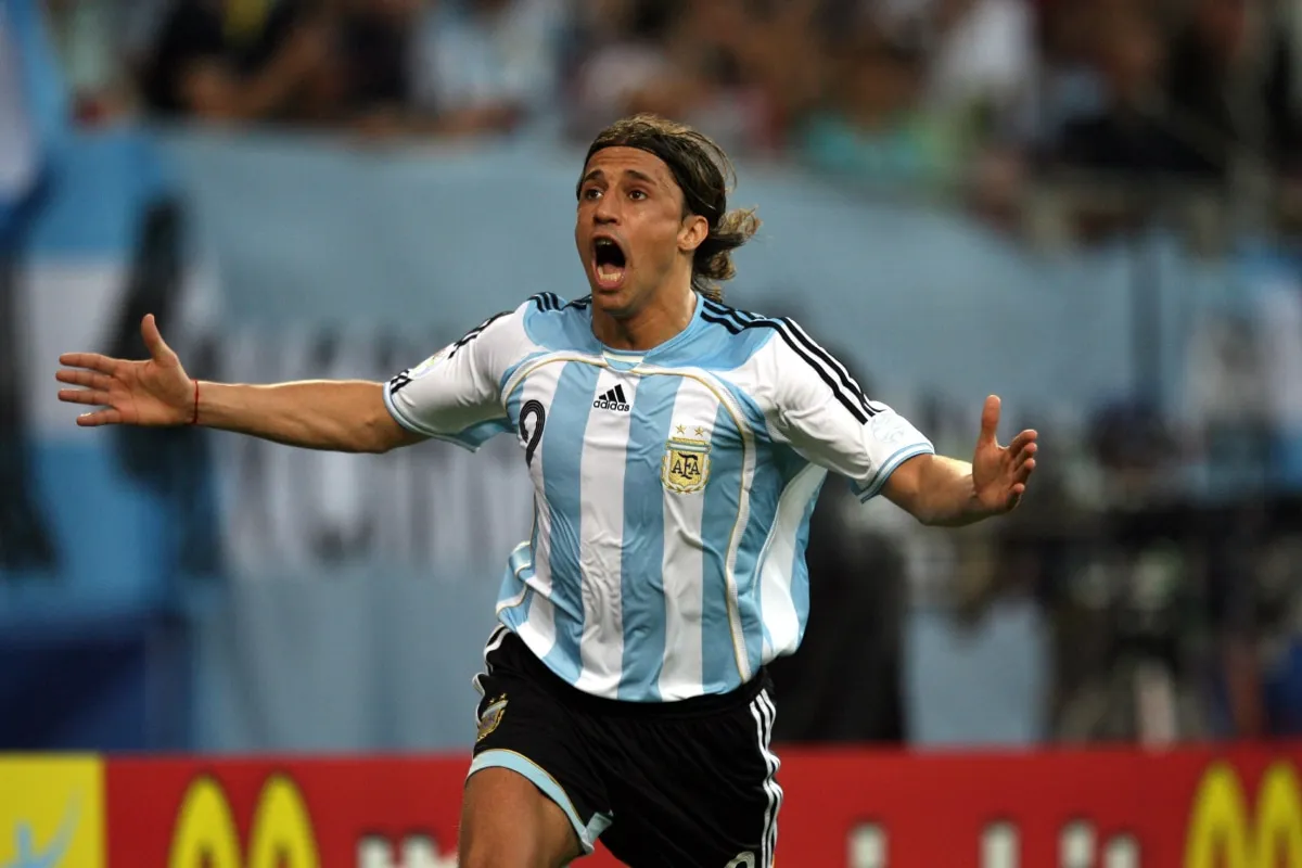 Hernán Crespo gritando un gol con la Selección Argentina