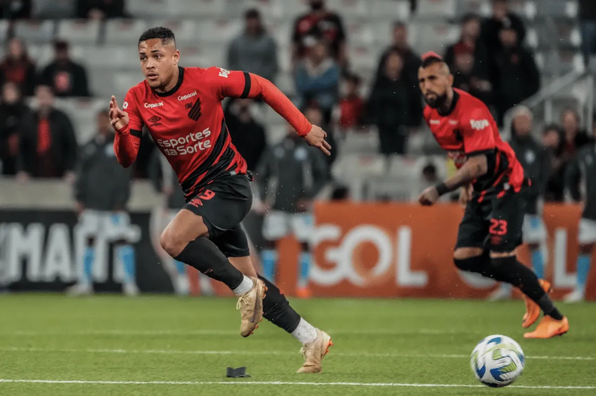 Vitor Roque