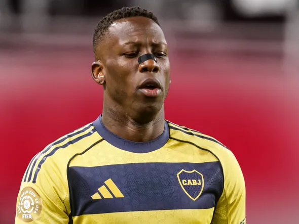 Mercado de pases de Boca: el alivio salarial que provoca la salida de Luis Advíncula