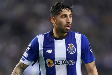 Alan Varela fue premiado como el MVP de la victoria de Porto frente a Arsenal