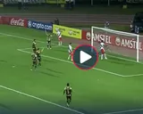 De no creer: el gol que se erró Borja al lado del arco en Copa Sudamericana