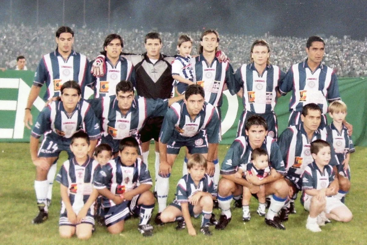 El equipo de Talleres que ganó la Copa Conmebol 1999