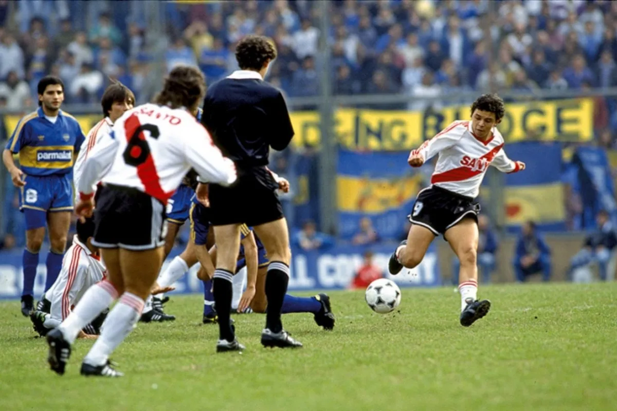 Boca y River, en la Copa Centenario 1993 en el estadio de Vélez