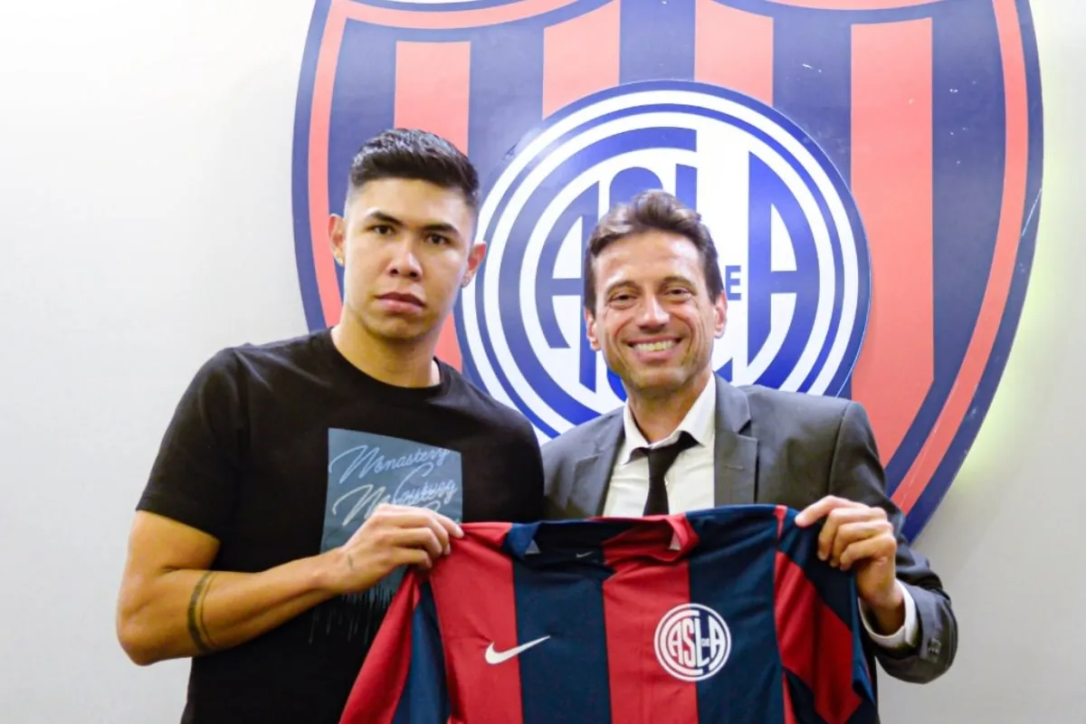 Nicolás Hernández amenazó a San Lorenzo: juega o se va en junio