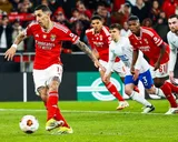 La magistral definición de Ángel Di María en el penal de Benfica vs. Rangers