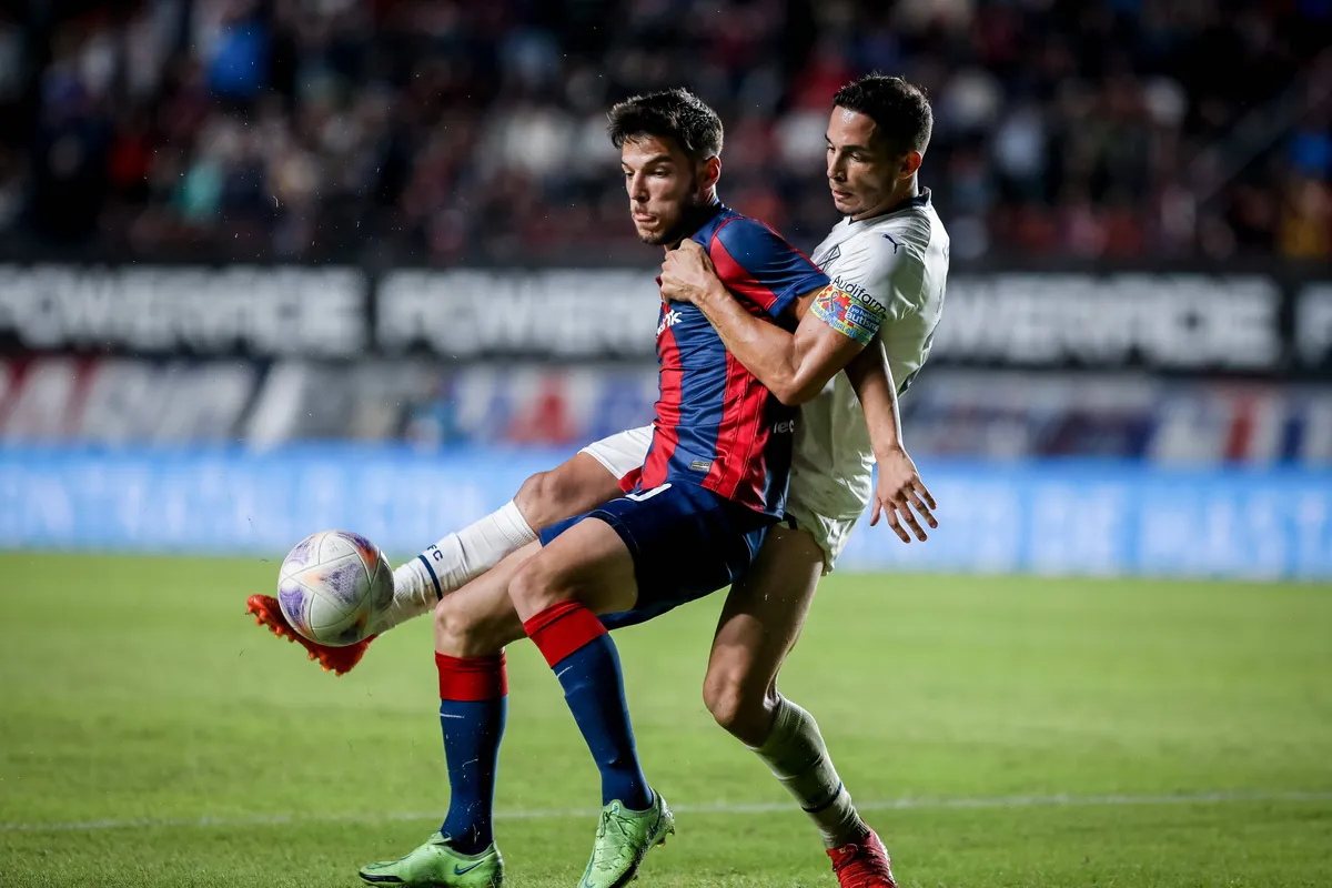 Agustín Martegani jugando en San Lorenzo