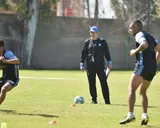 Fue entrenador de la Selección Argentina y ahora asumió como DT en un equipo de la Primera Nacional