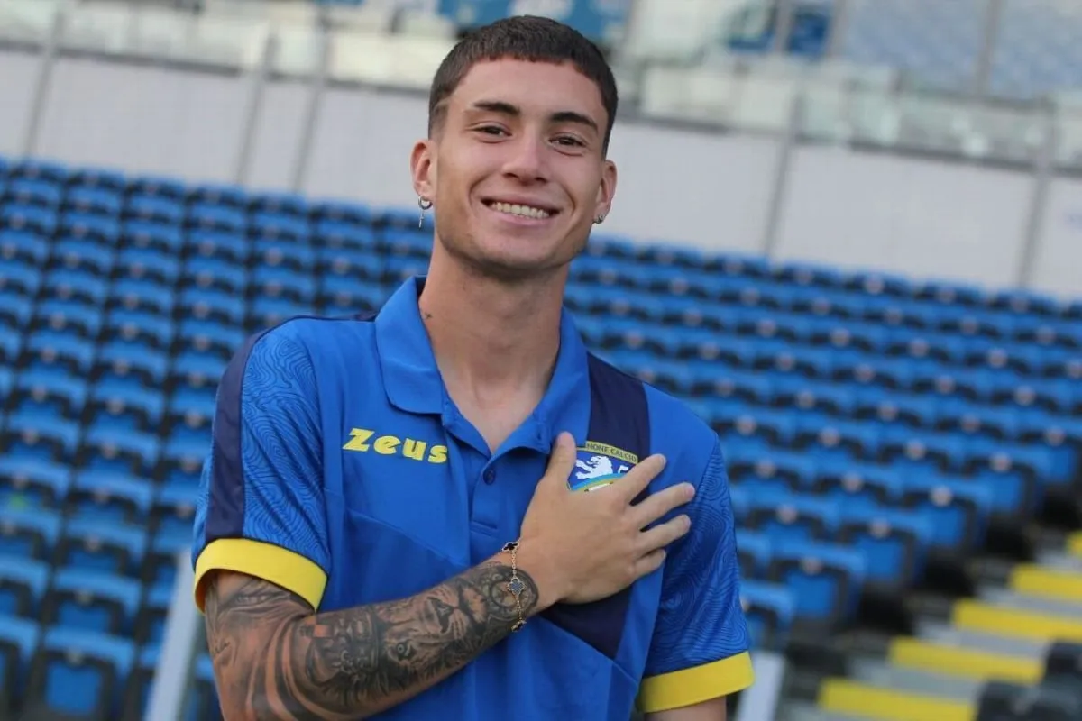 Matías Soulé, titular nuevamente en Frosinone