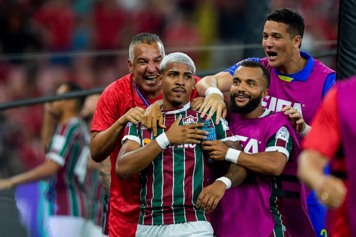 John Kennedy se irá de Fluminense, su casa