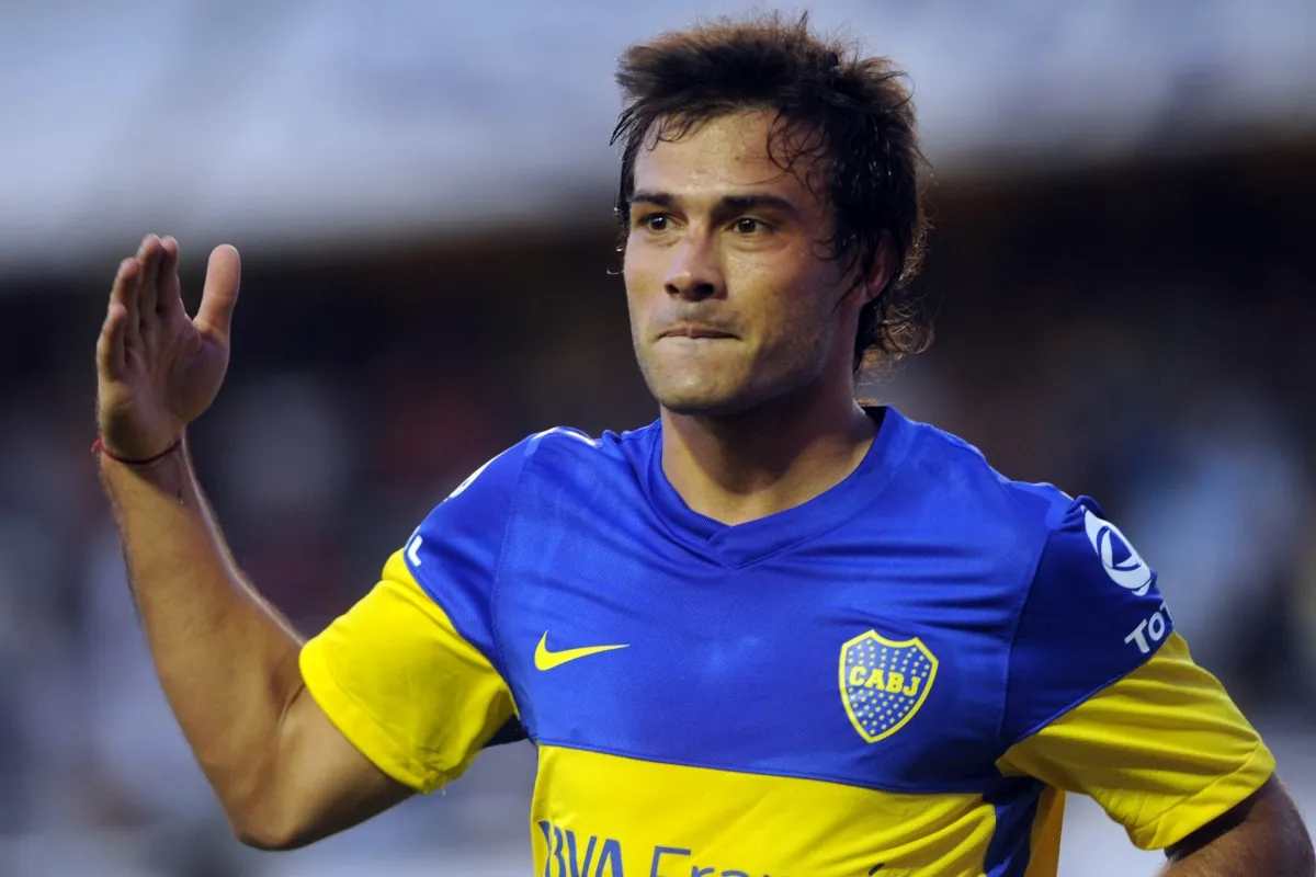 Darío Cvitanich con la camiseta de Boca Juniors