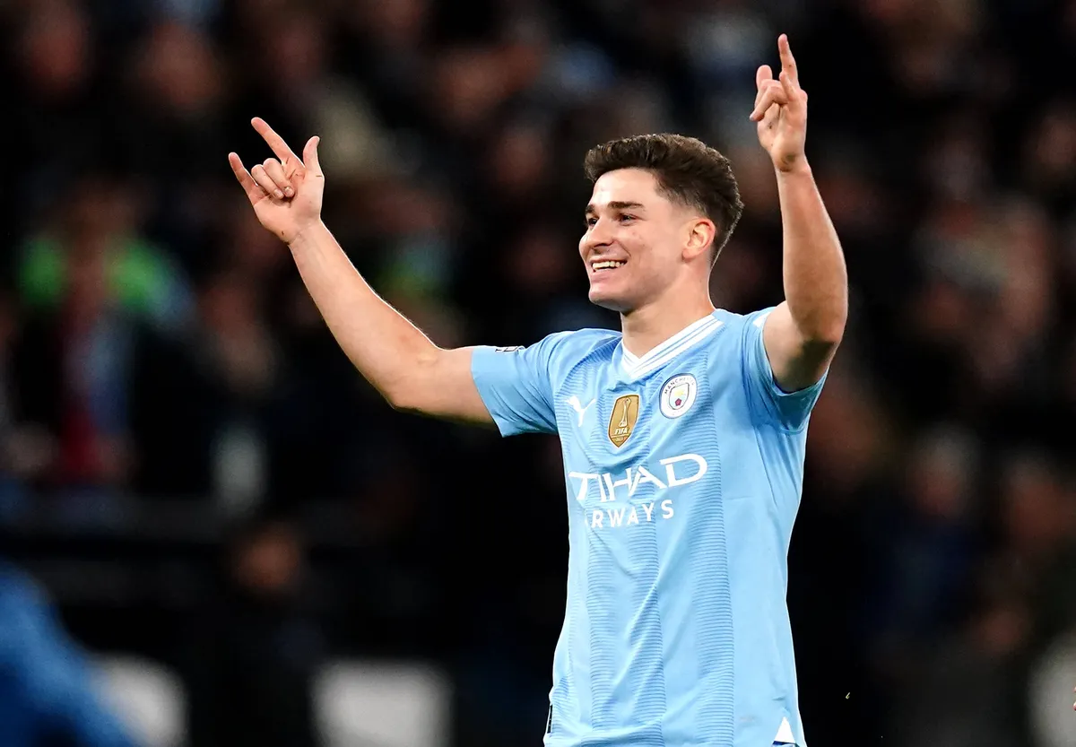 Manchester City v Burnley – Premier League – Etihad Stadium Manchester City s Julian Alvarez celebrates scoring their si